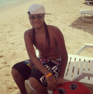 Meet your Posher, Rene